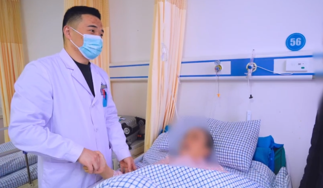 华安故事丨有她在家才完整 &mdash;&mdash;好丈夫悉心照顾重病妻子 不离不弃演绎人间真爱